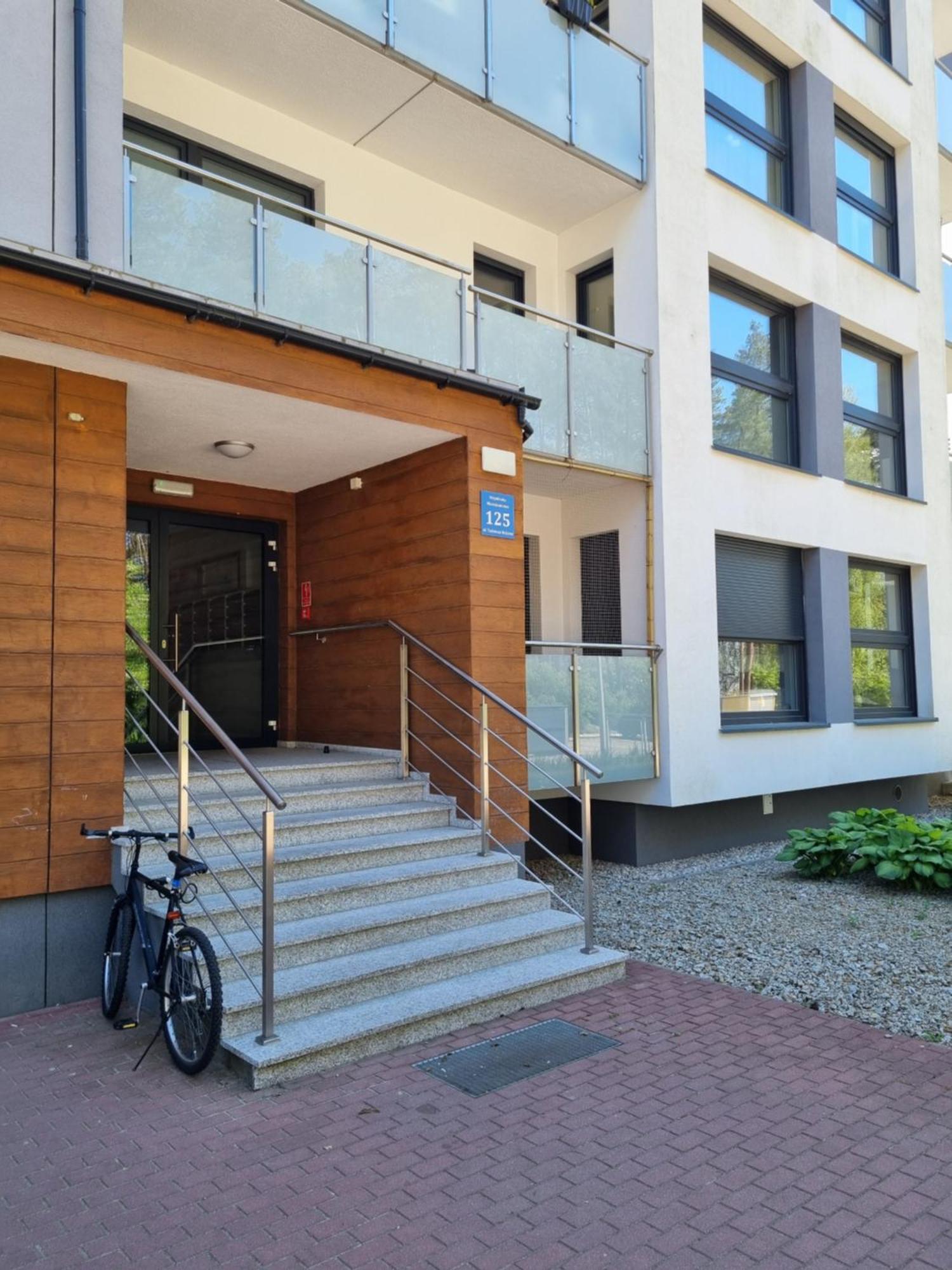 Apartament Rejtana レシュノ エクステリア 写真